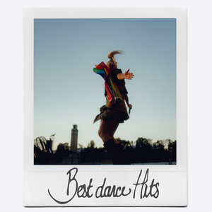 插入美女老师的穴
